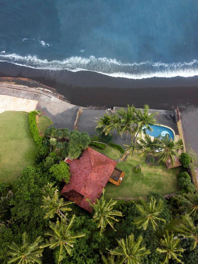 Secret Moon Beach House Jasri Екстериор снимка