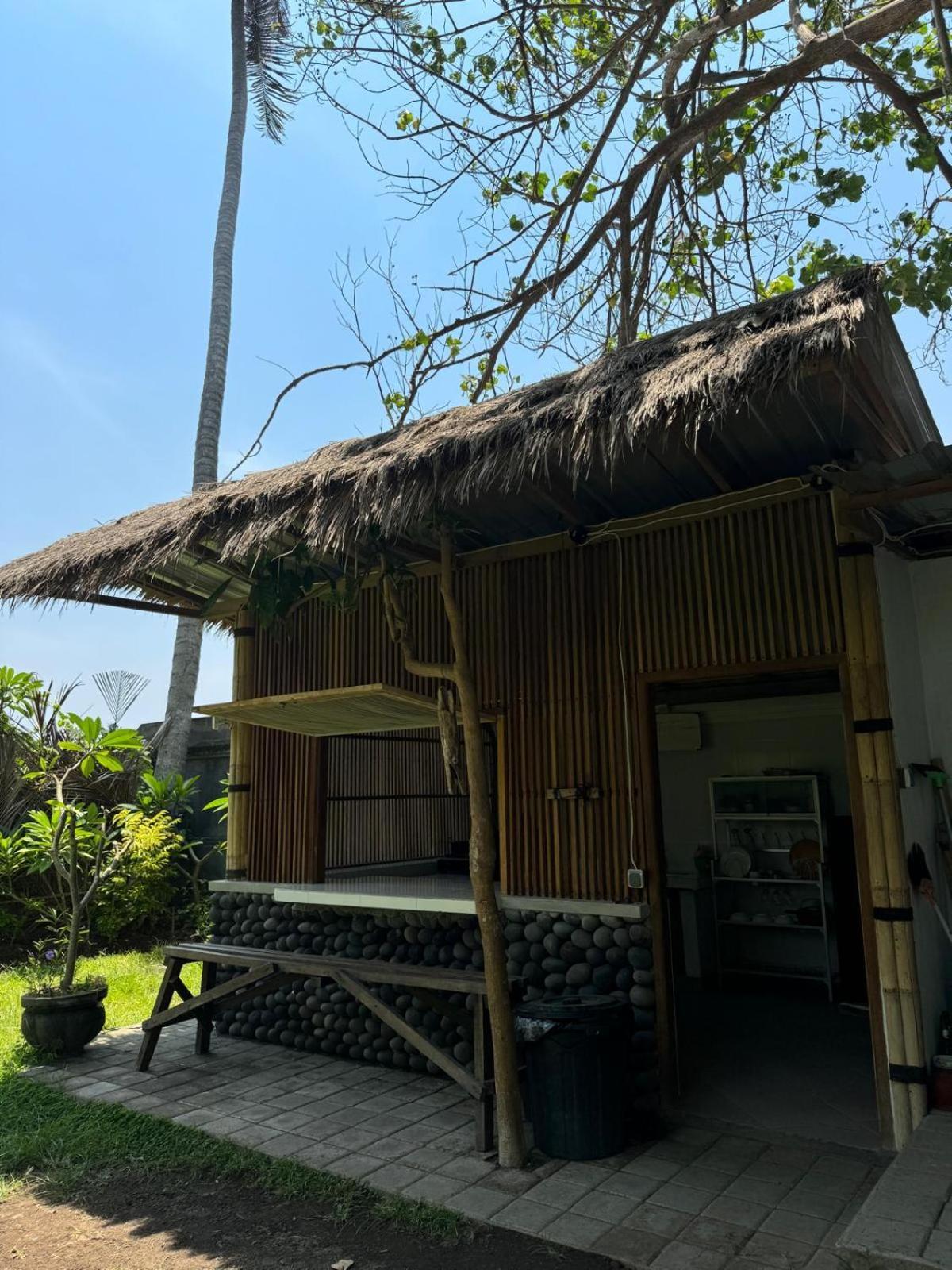 Secret Moon Beach House Jasri Екстериор снимка